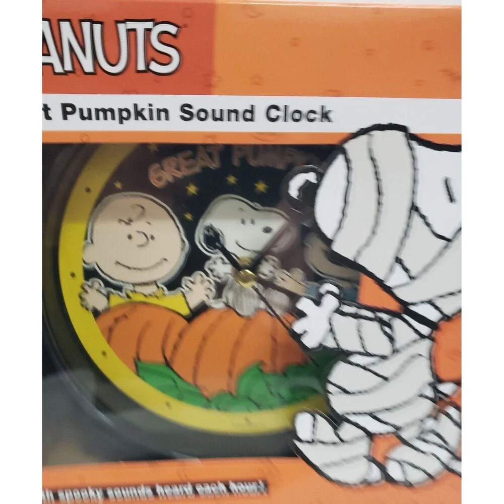 Round Plastic Spooky Sound Wall Clock (8